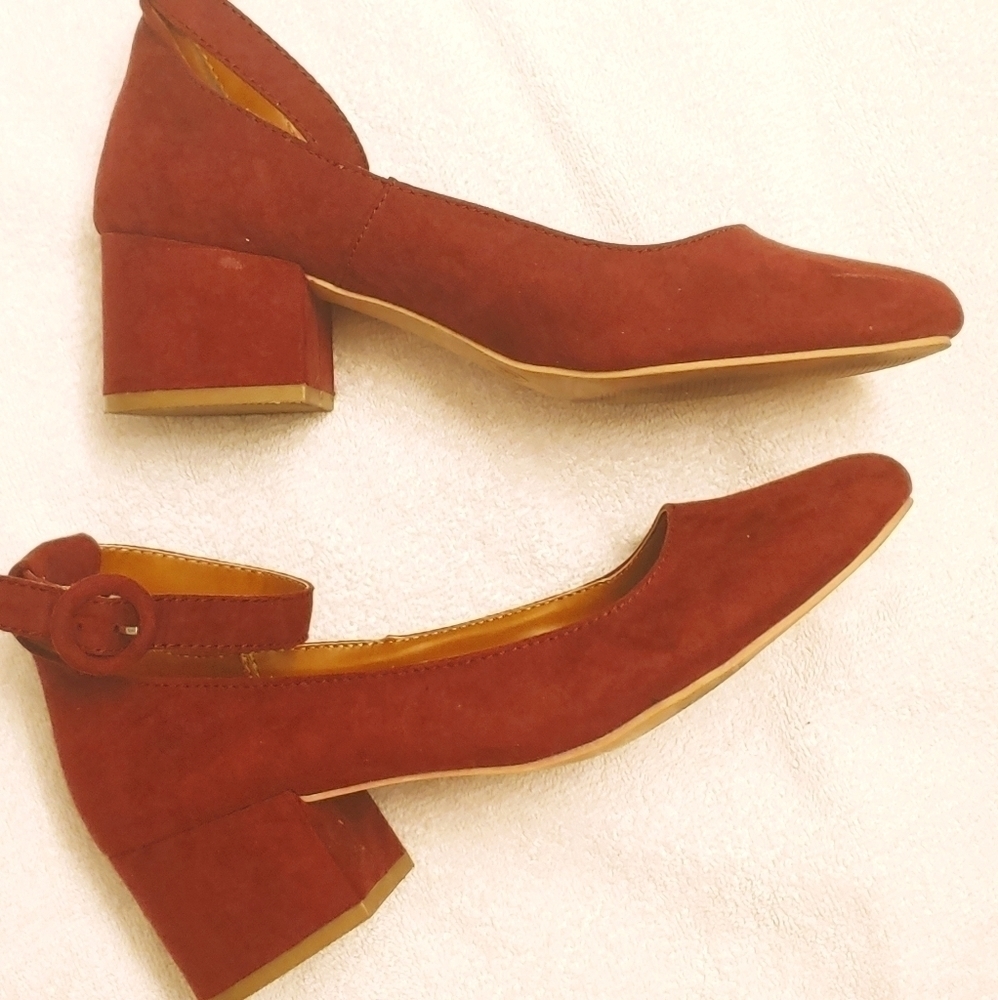 Cute Mulberry Chunky Heels